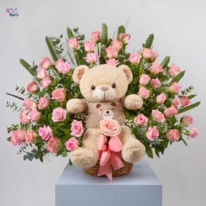 Resplandor Rosa con oso