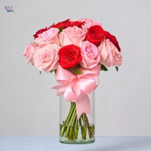 Florero de rosas combinado
